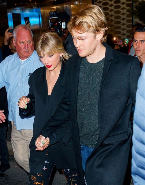 Taylor Swift’s fierce response to Joe Alwyn marriage rumor sparks questions about her future with Travis Kelce